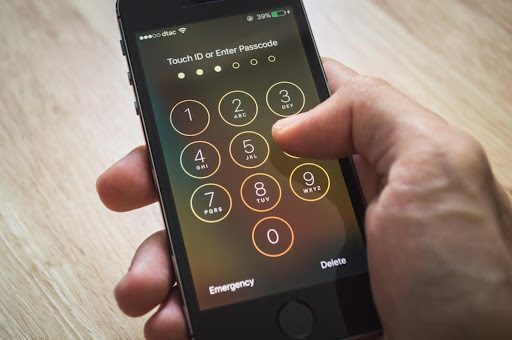 How to unlock an iPhone without a Passcode