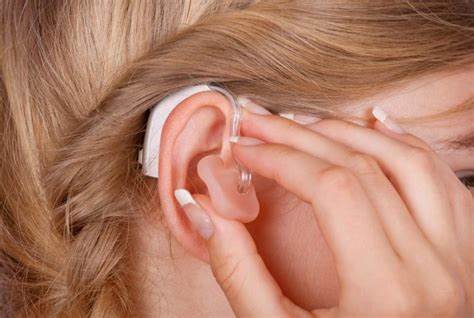 Buying a hearing aid: How to choose the proper device?